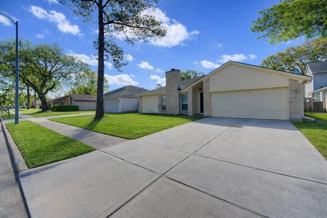 Photo of 21331 Park Run Drive