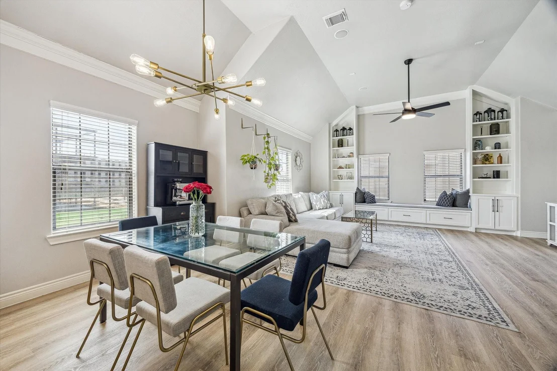 Photo of 2947 Clinton Drive