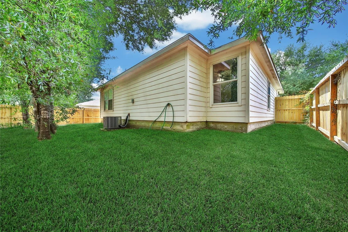 Photo of 16389 Sun View Lane