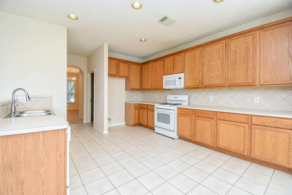 Photo of 4023 Meadow Lilly Lane