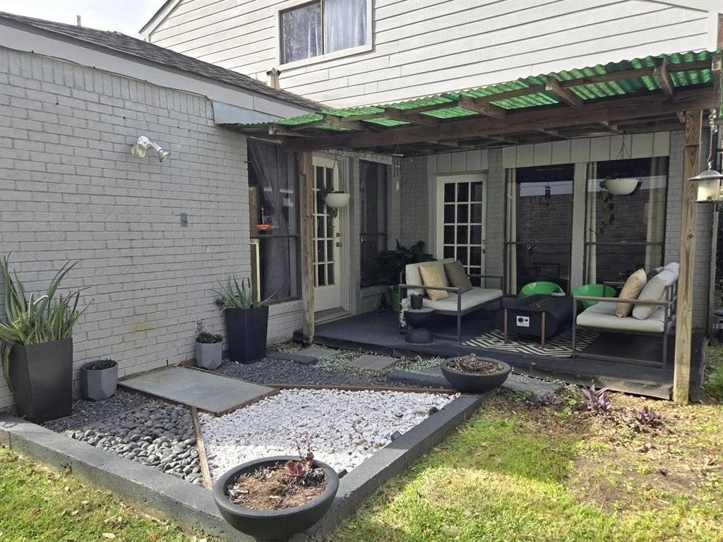 Photo of 2203 Dowling Drive