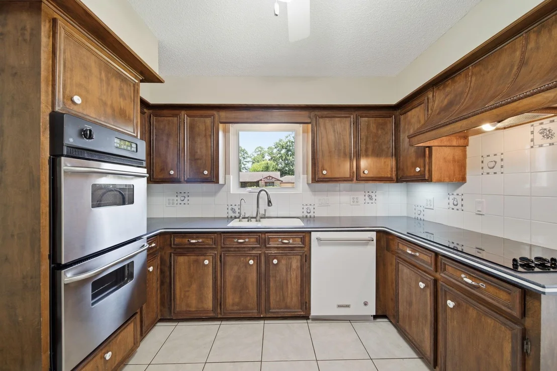 Photo of 626 Magic Oaks Drive
