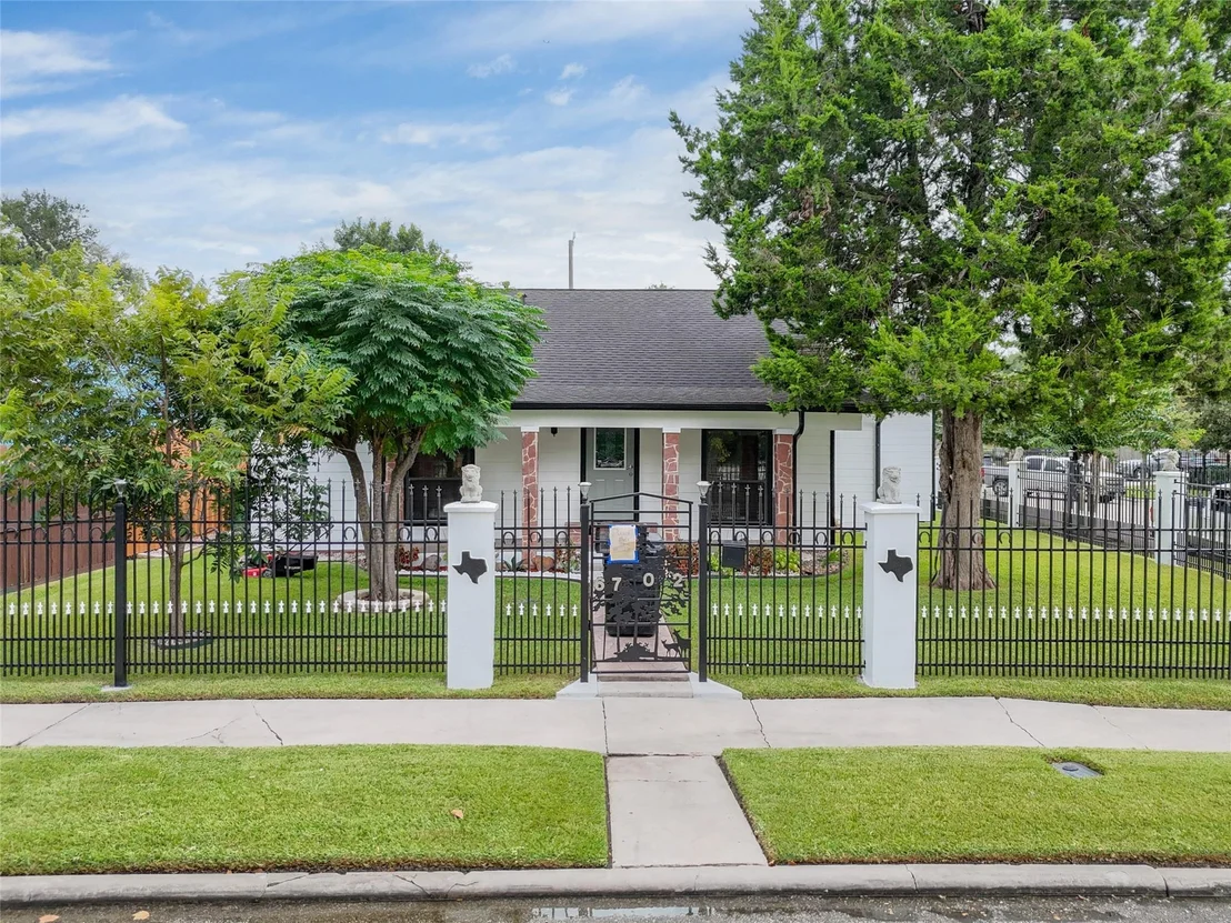 Photo of 6701 Kernel Street