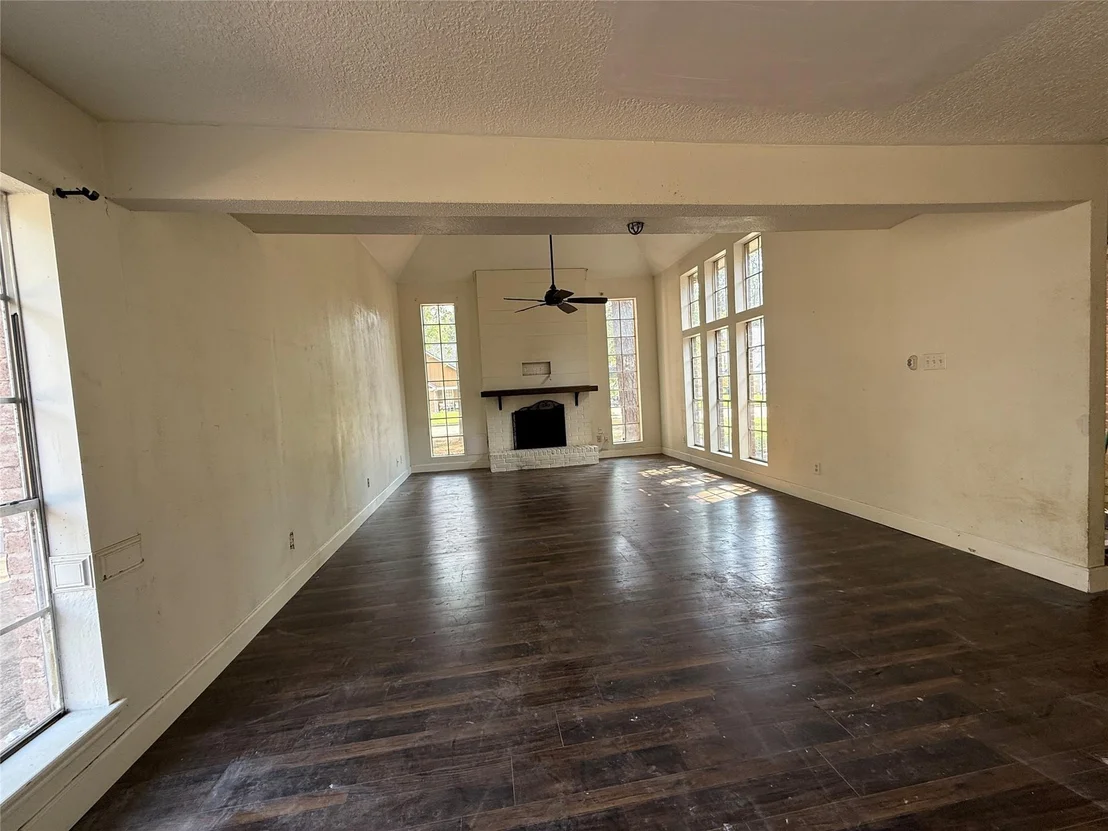 Photo of 11822 Hillbrook Drive