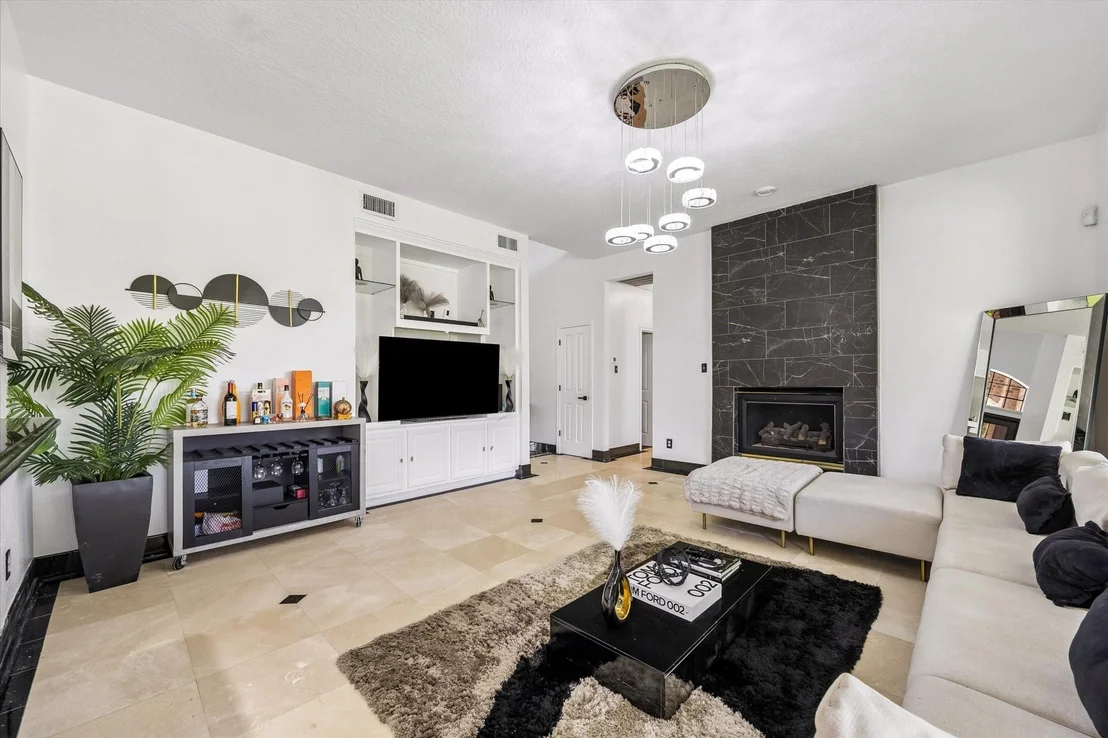 Photo of 39 Oakmere Place