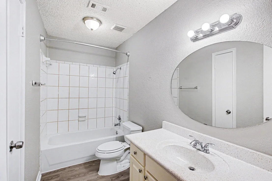 Photo of 2327 N Spring Drive