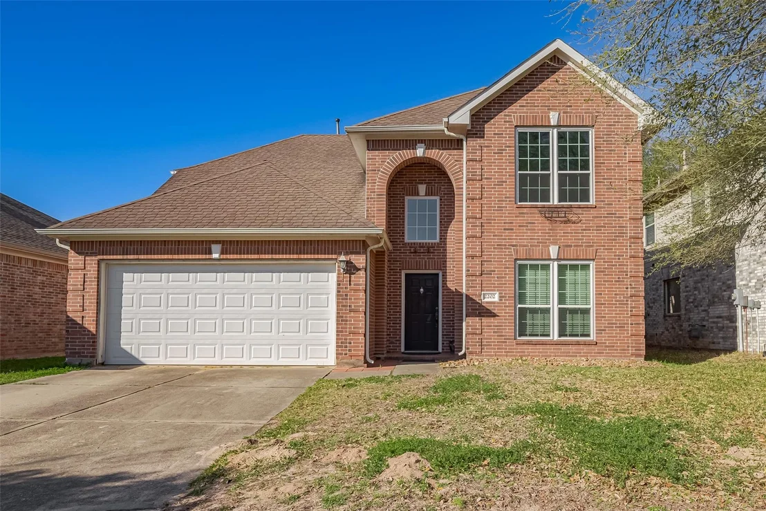 Photo of 2202 Highland Crossing Drive