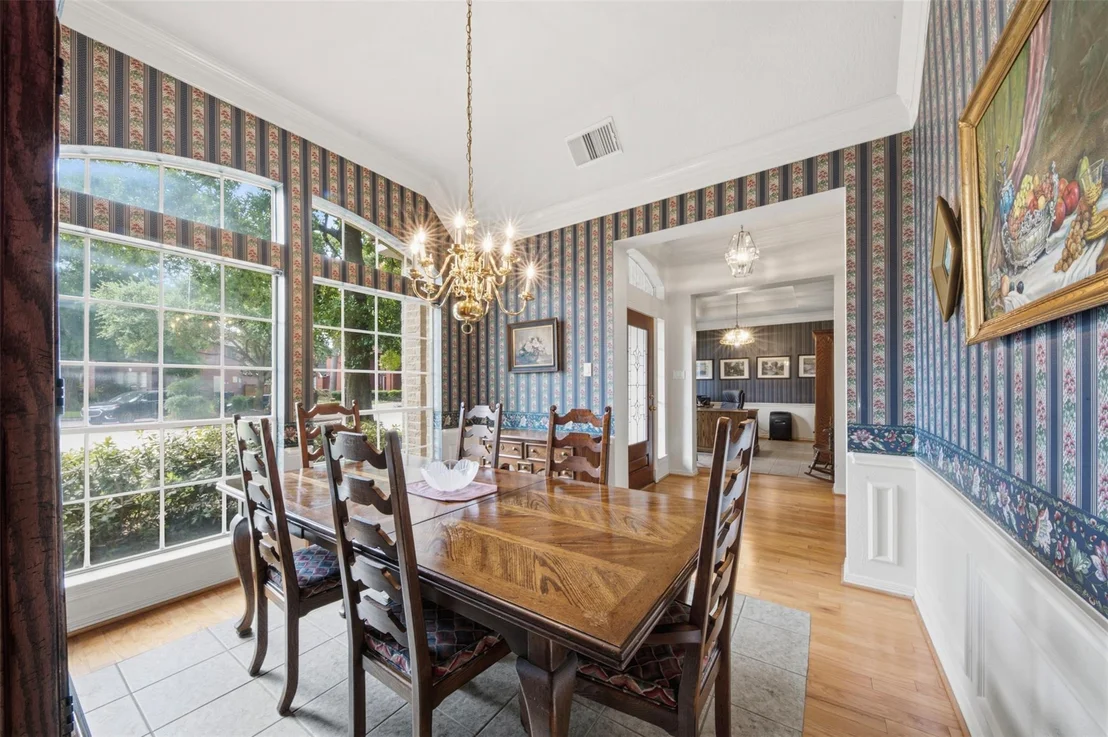 Photo of 7114 Centre Oaks Drive