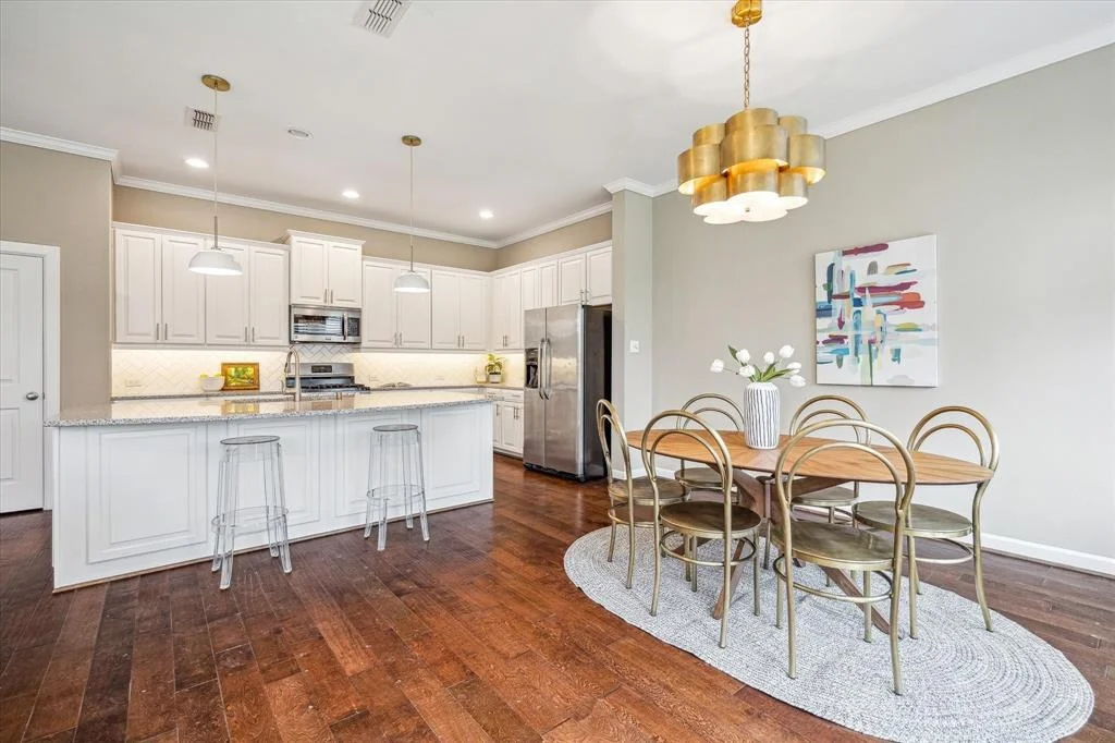 Photo of 8823 Narrow Leaf Street