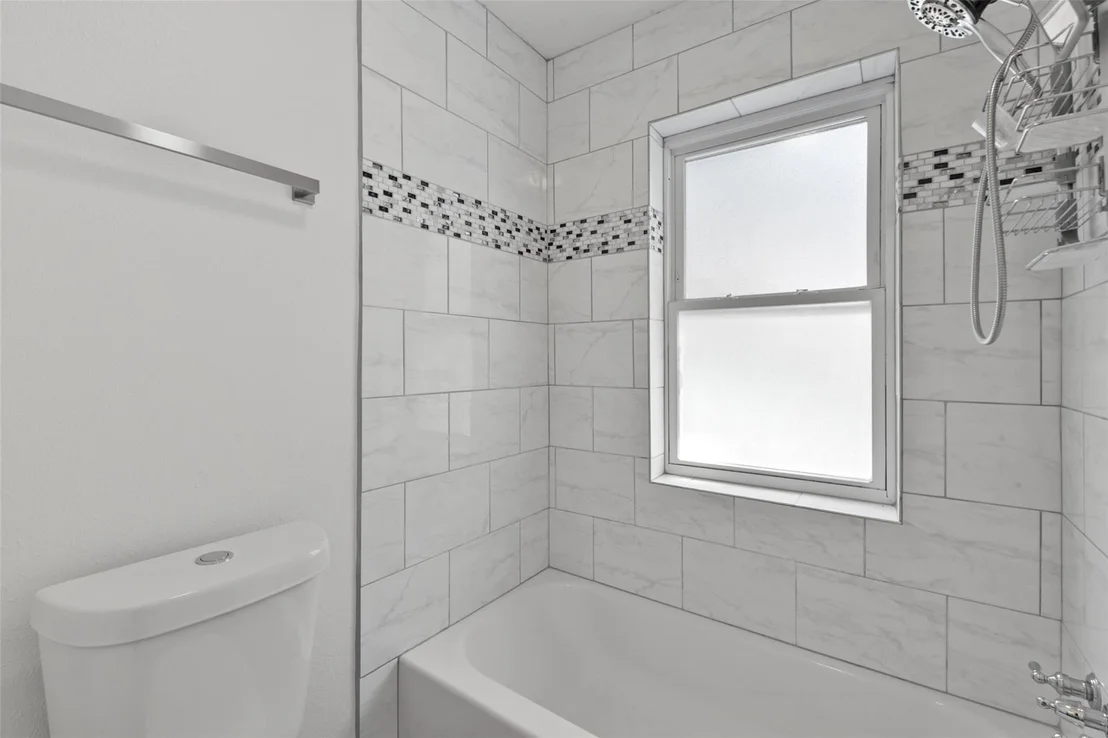 Photo of 3834 Gladeridge Drive