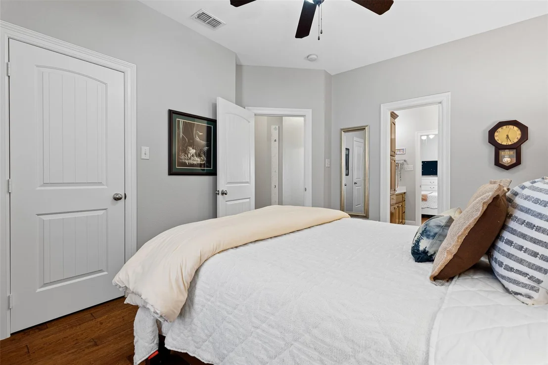 Photo of 155 Oakland