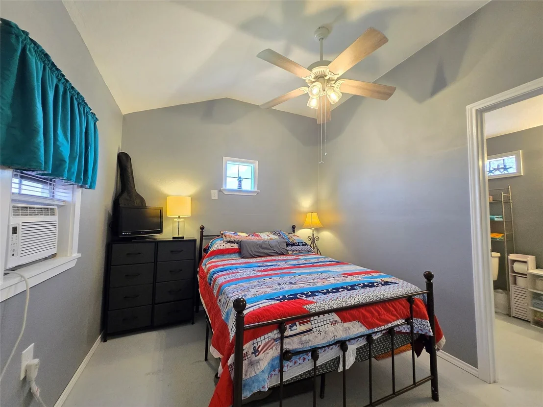 Photo of 167 Piranha Drive