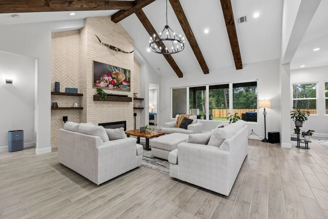 Photo of 2439 Centurian Circle