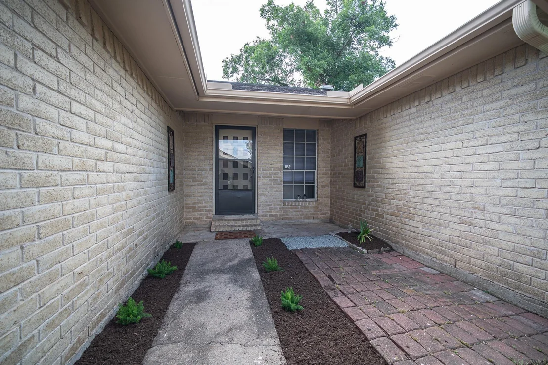 Photo of 7015 San Pablo Drive