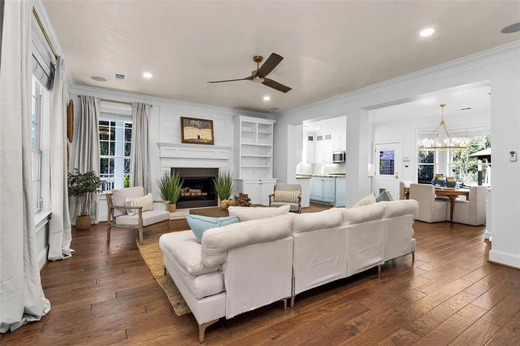 Photo of 14511 Hillside Lane