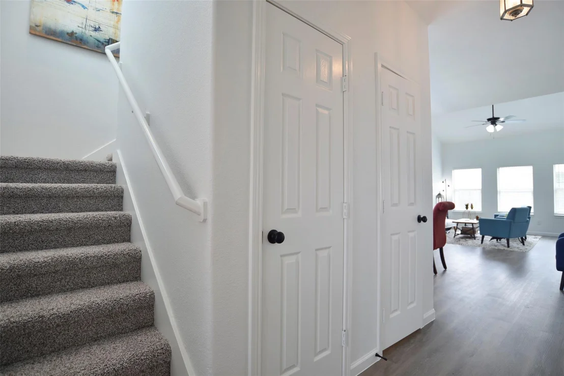 Photo of 6718 Poplar Bend Lane