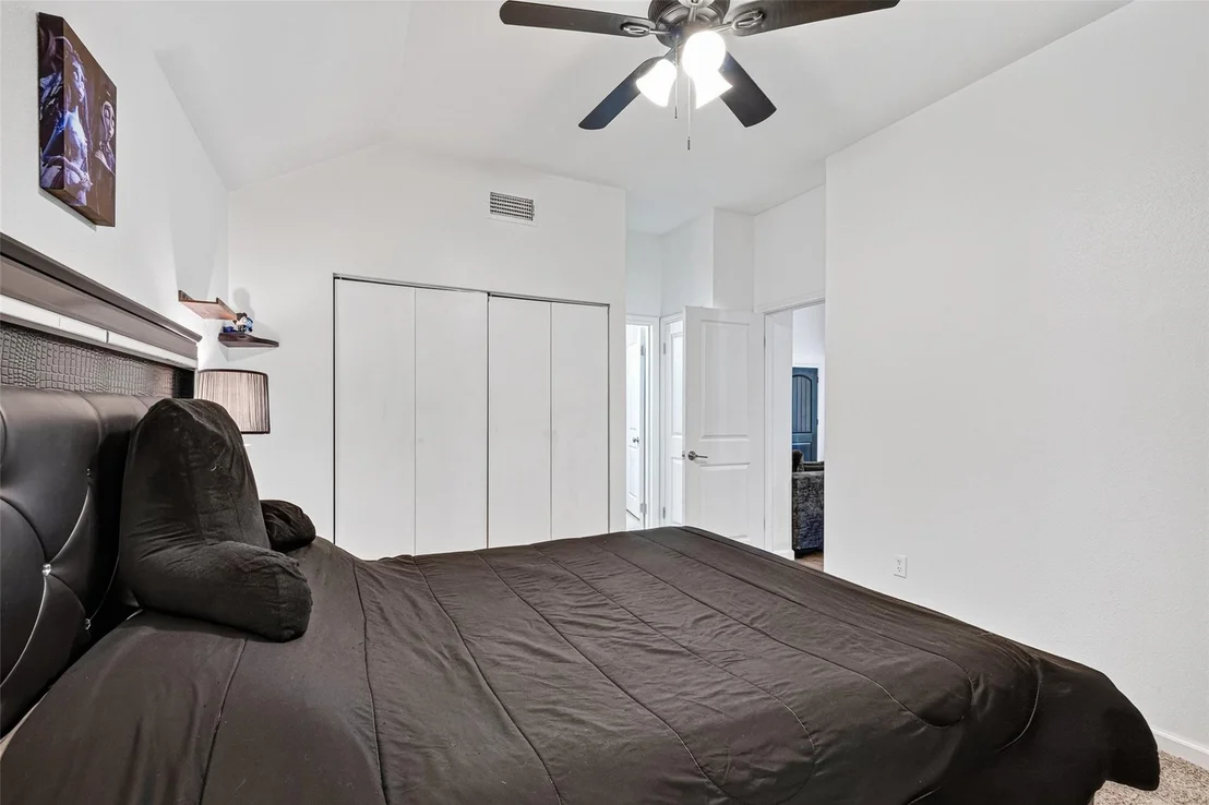 Photo of 1106 Holbech Lane