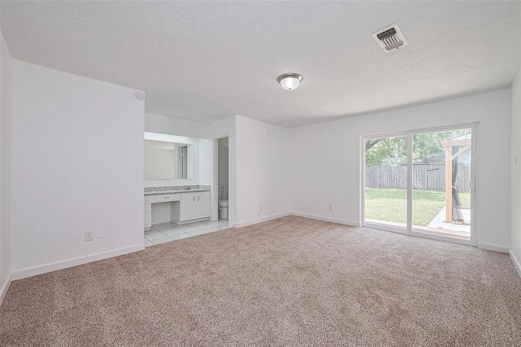 Photo of 7011 Maple Fox Drive