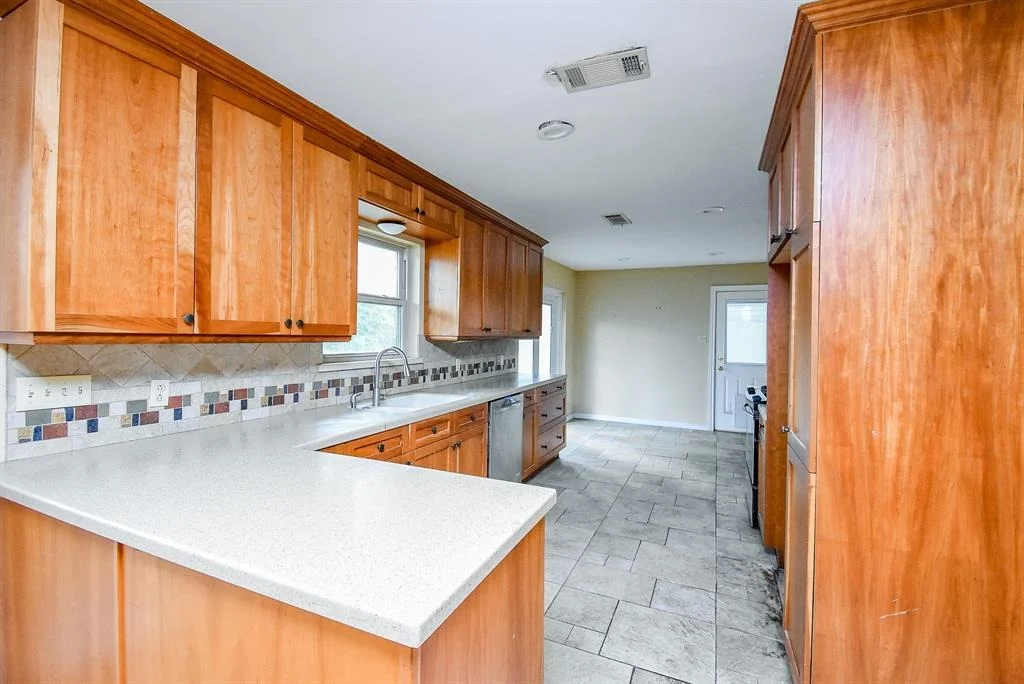 Photo of 4721 Briarbend Drive