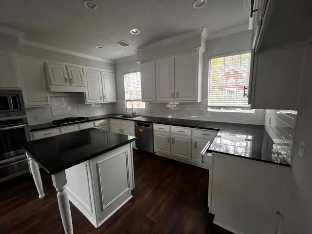 Photo of 4311 Broadleaf Street