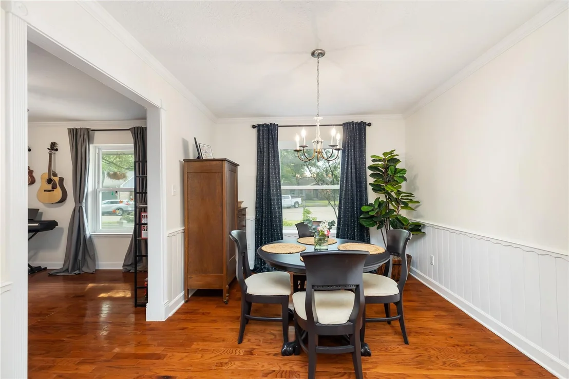 Photo of 12310 Waldemar Drive