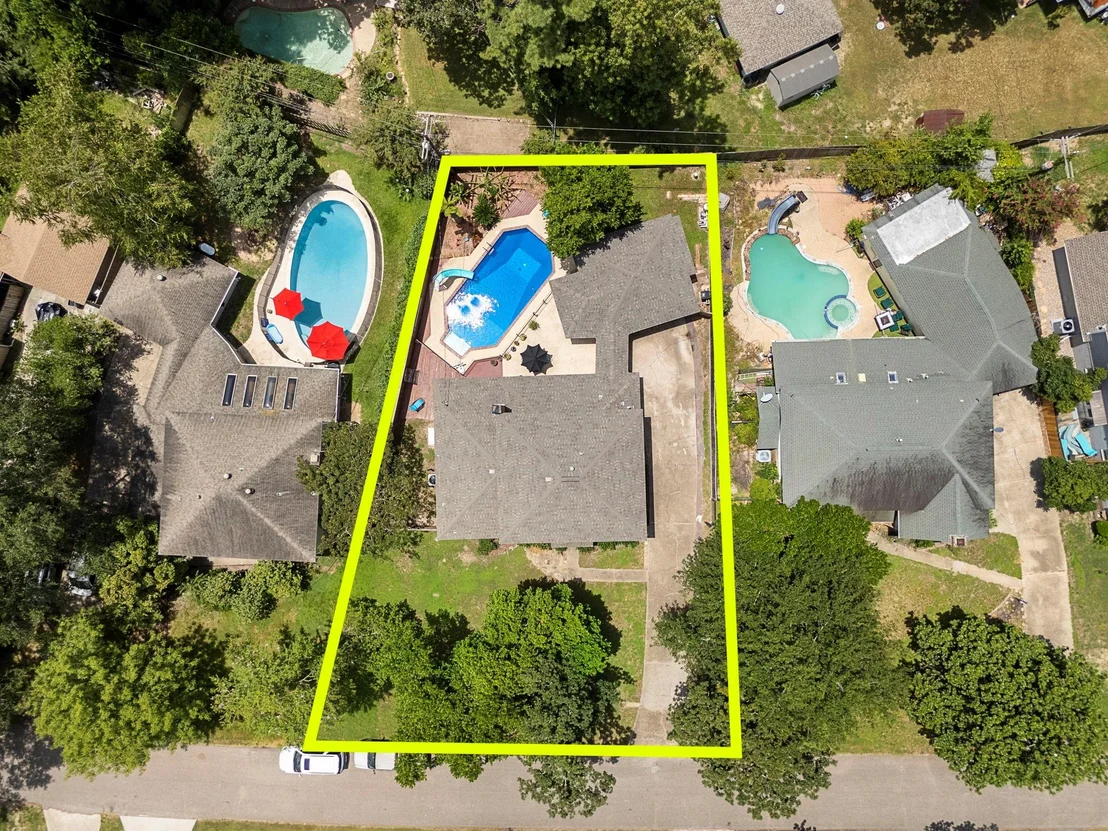 Photo of 618 Brook Hollow Drive