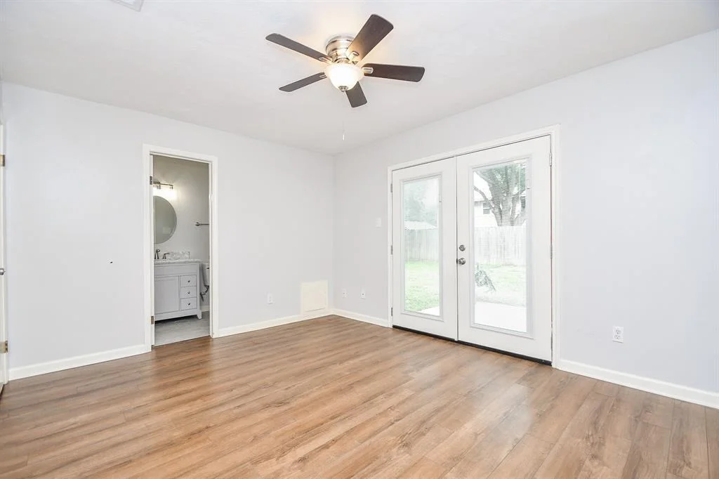 Photo of 935 Western Hills Drive
