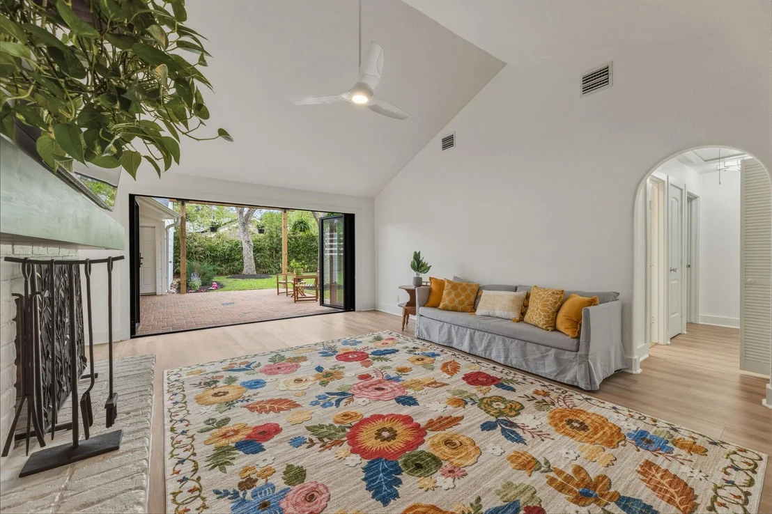 Photo of 1002 Chippenham Drive