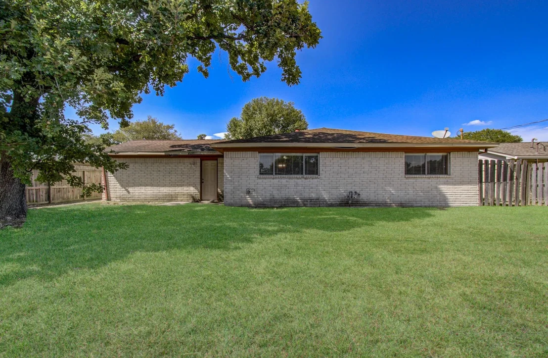 Photo of 10215 Windriver Drive
