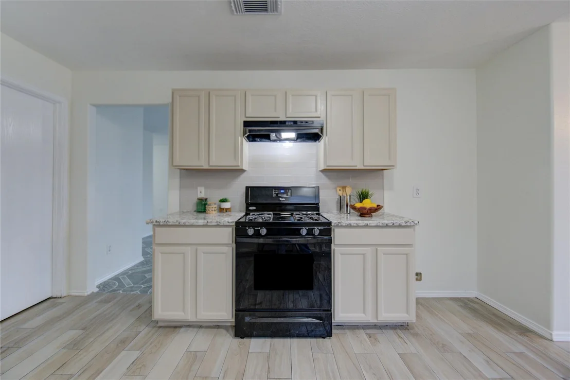 Photo of 9926 Myrtle Field Lane