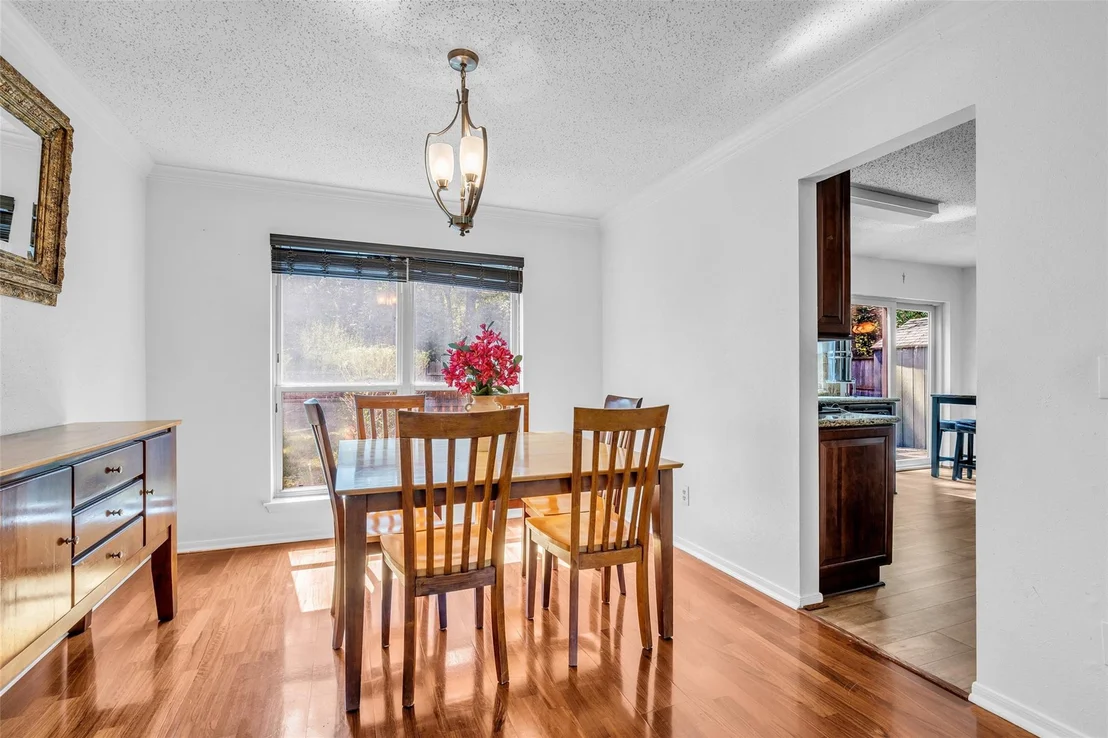 Photo of 15 E Stony Bridge Circle
