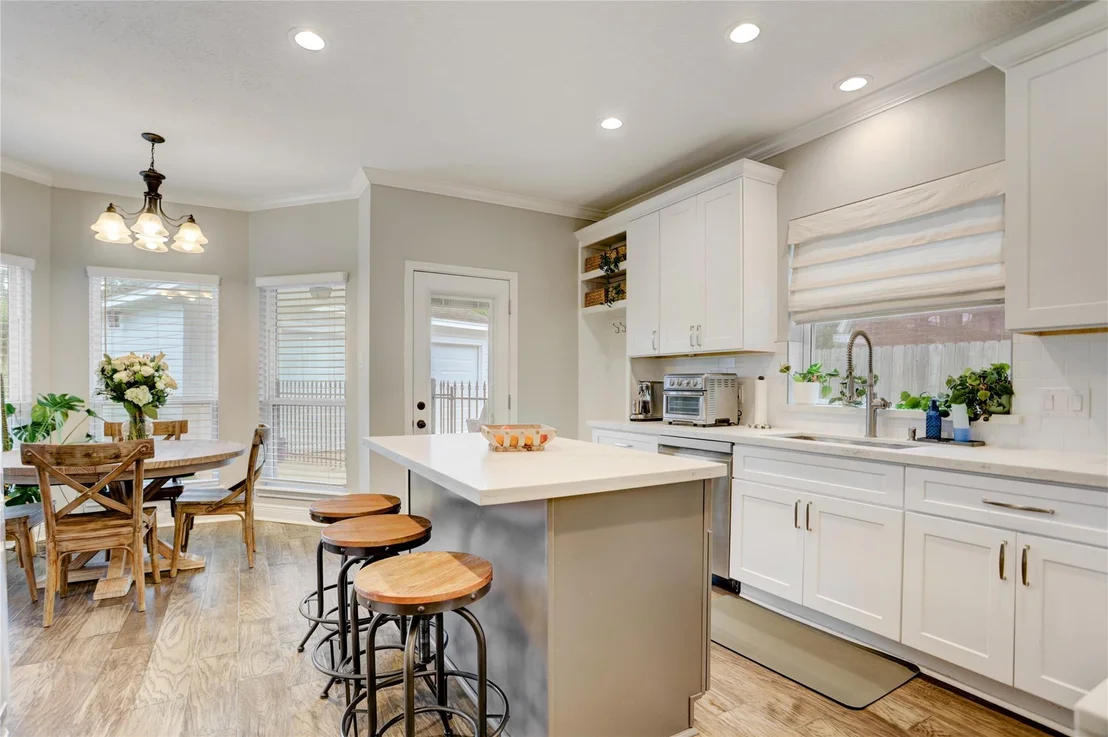 Photo of 4430 Balboa Drive