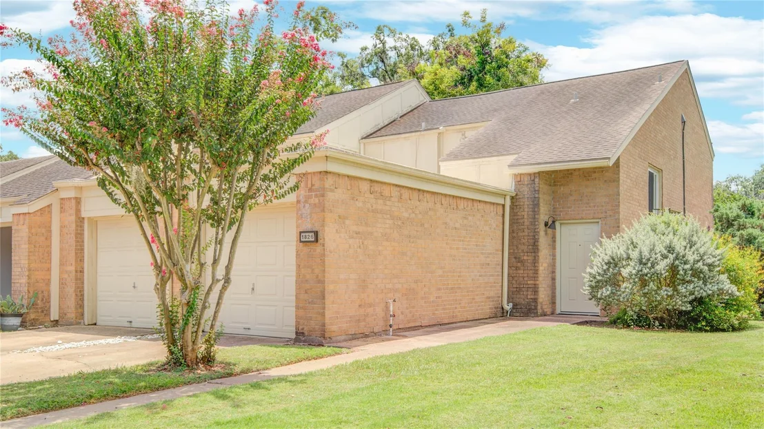 Photo of 1826 Veranda Drive