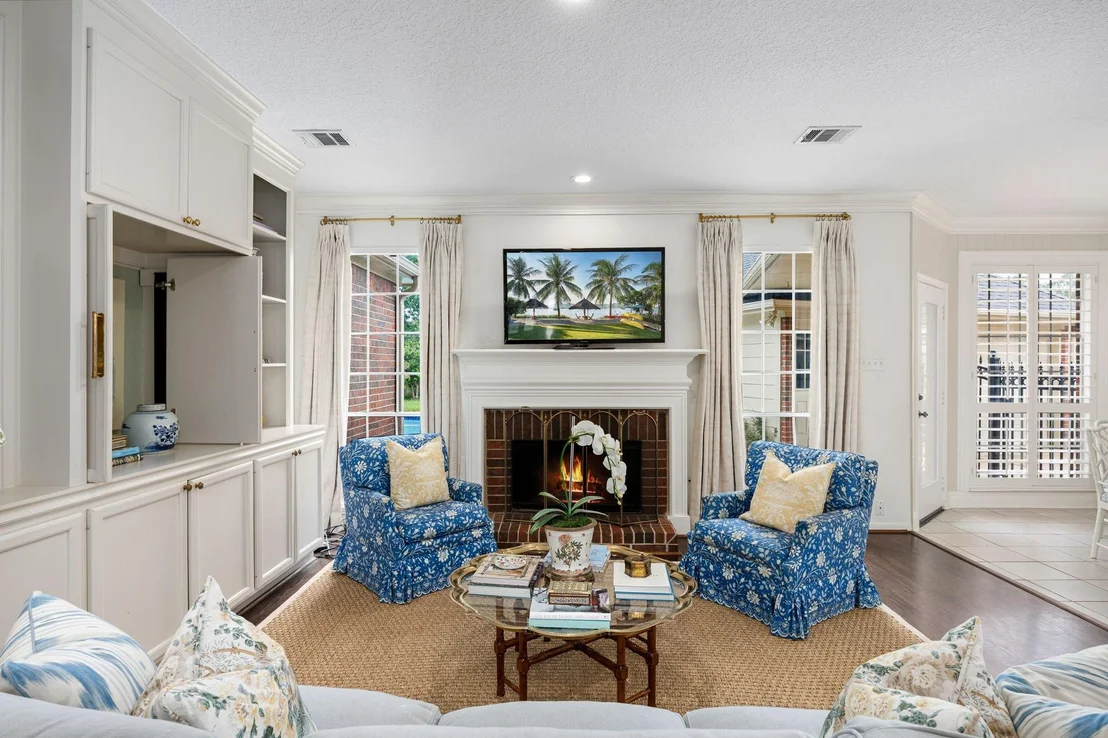 Photo of 1107 Rosemeadow Drive