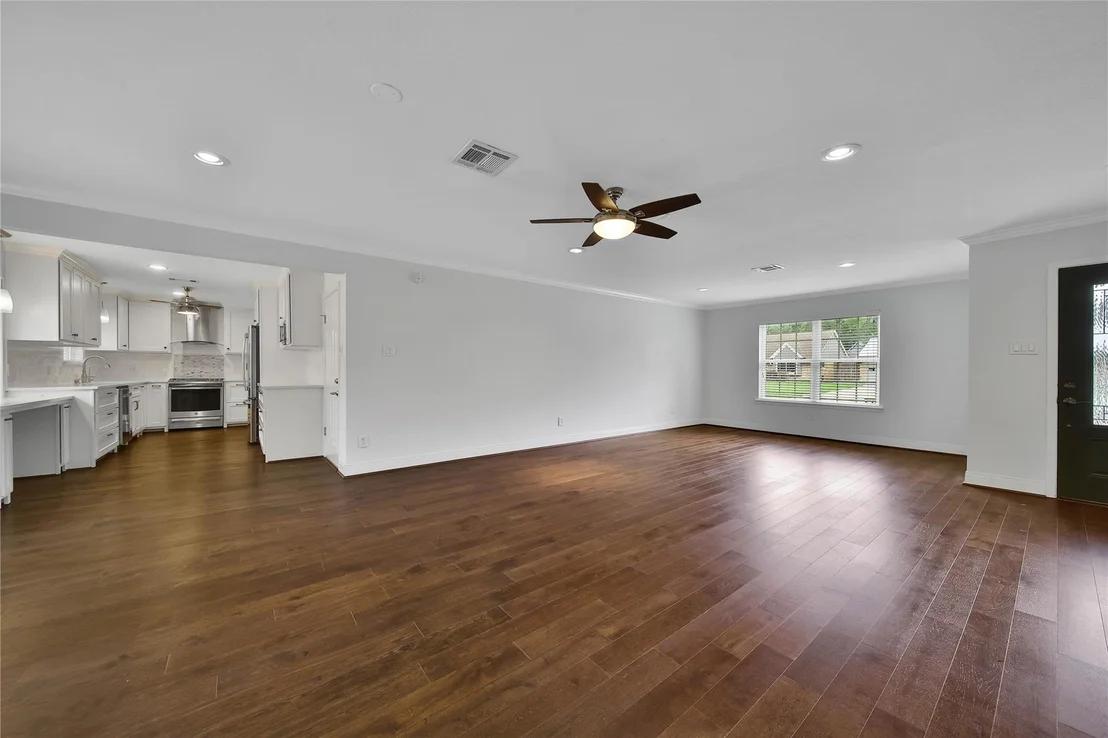 Photo of 995 Curtin Street