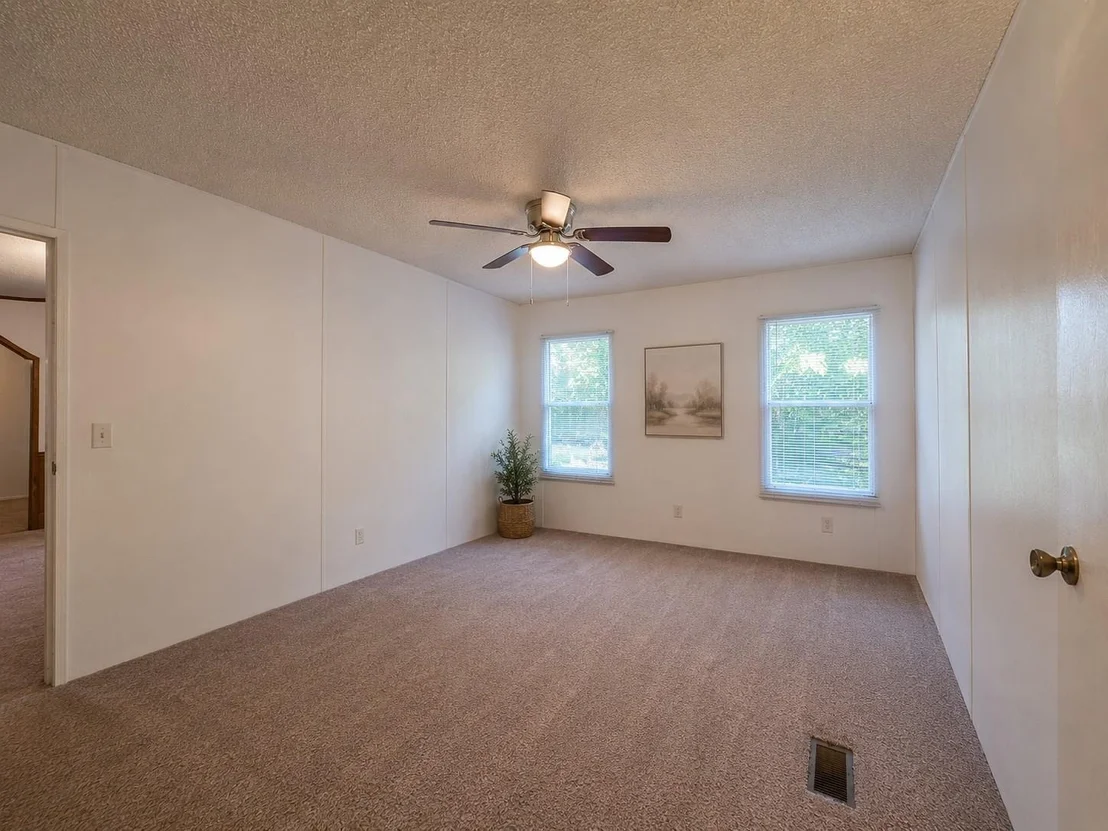 Photo of 344 Holmes Road