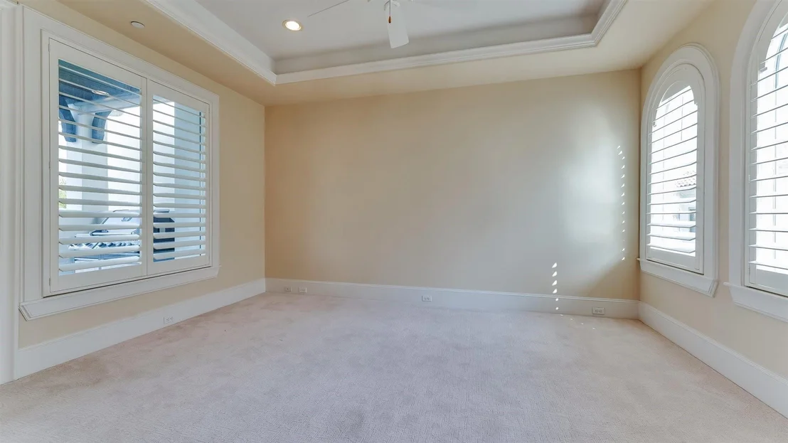 Photo of Unit E at 1700 Sunset Boulevard