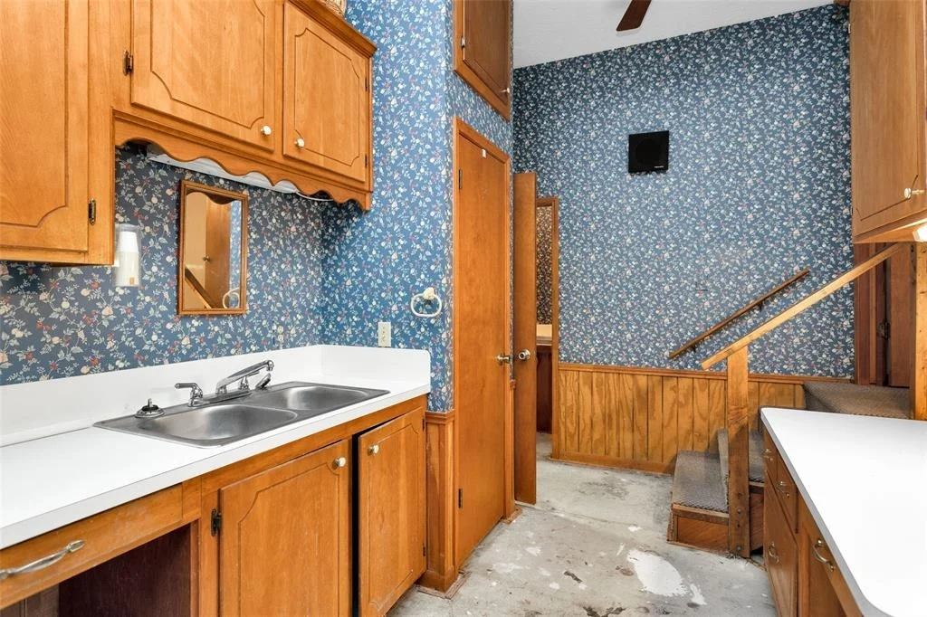 Photo of 24614 Spruce