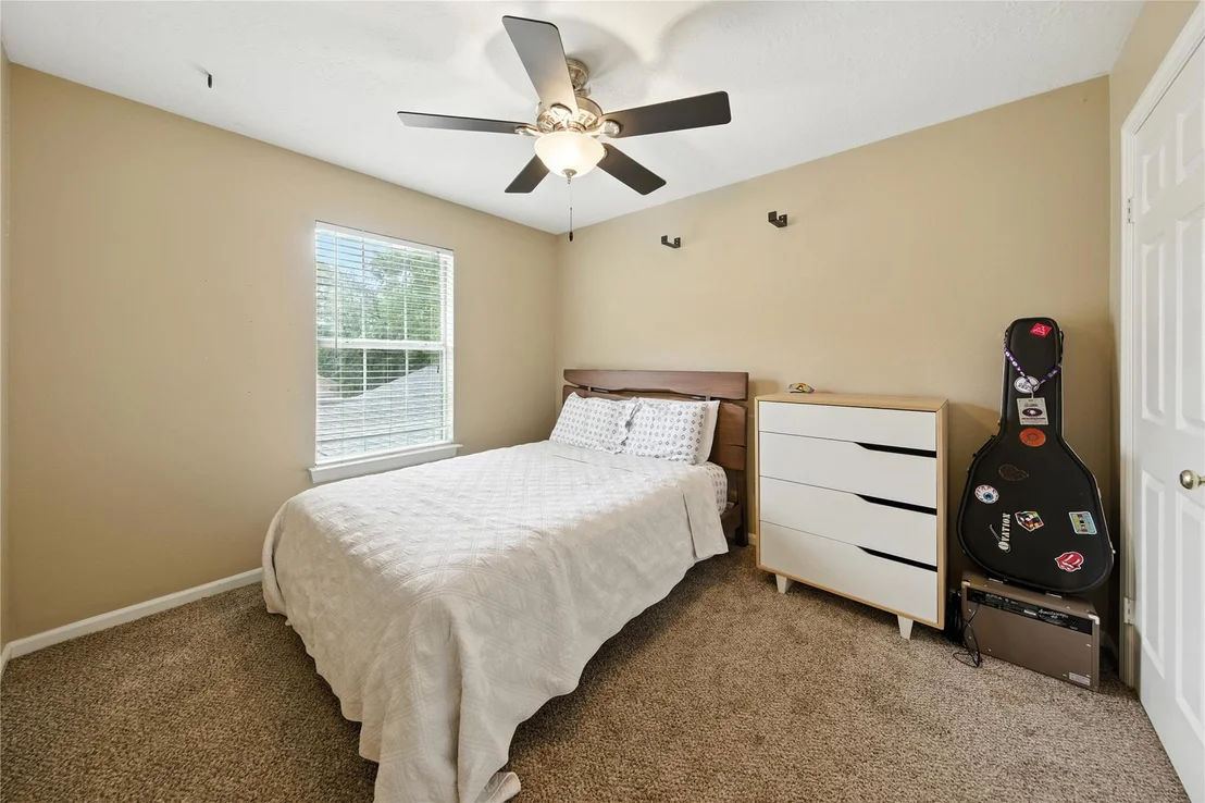 Photo of 115 Regency Way