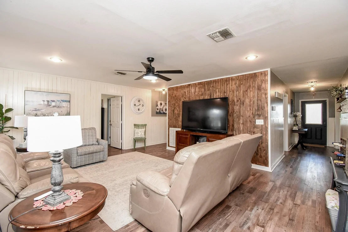 Photo of 4427 County Road 382