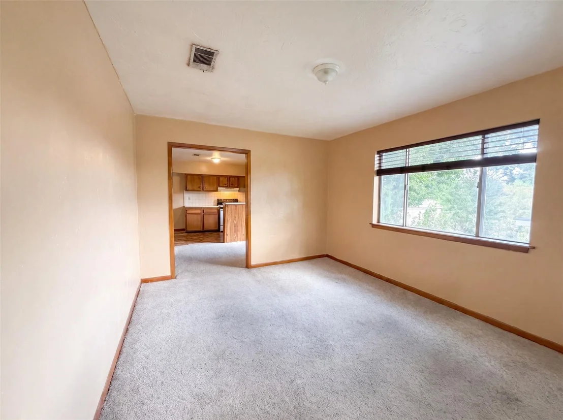 Photo of 714 Bolling Lane