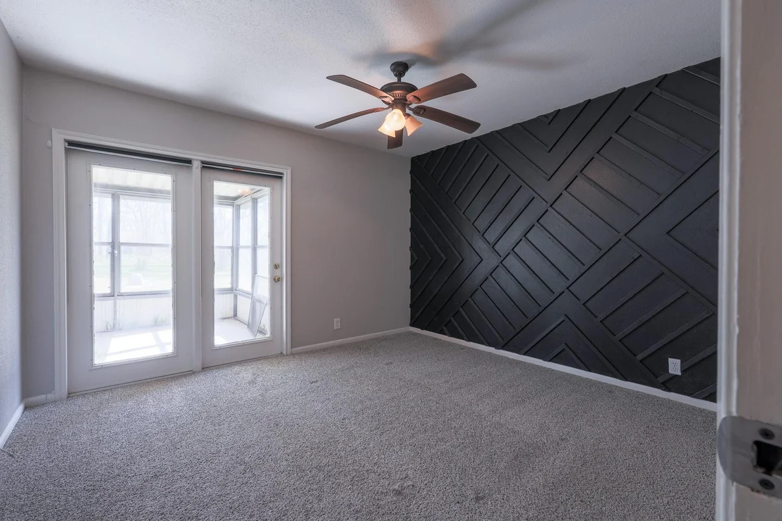Photo of 20427 Lakeside Drive