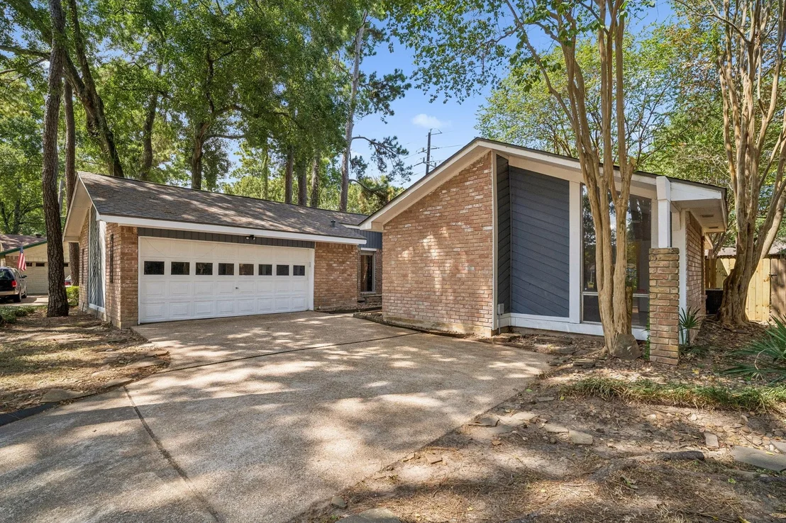 Photo of 15119 Willow Branch Drive