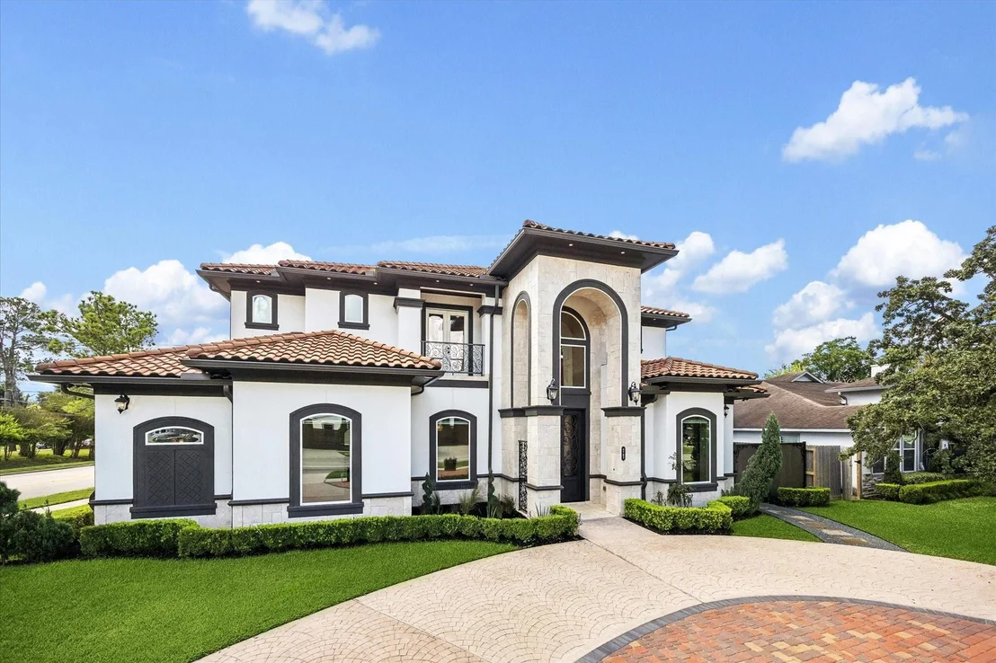 Photo of 9761 Westview Drive
