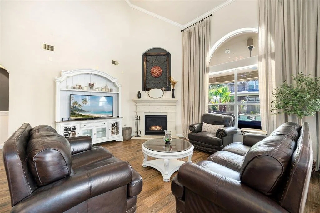 Photo of 17422 Ebeys Landing Ln Lane