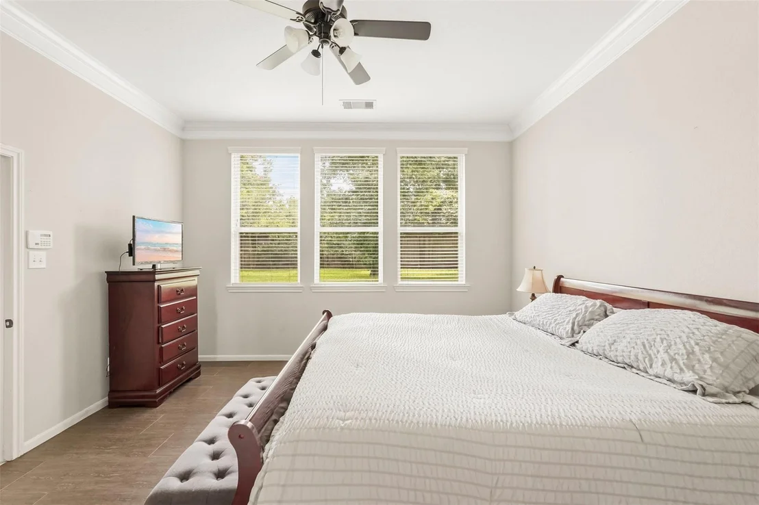 Photo of 115 Red Eagle Court