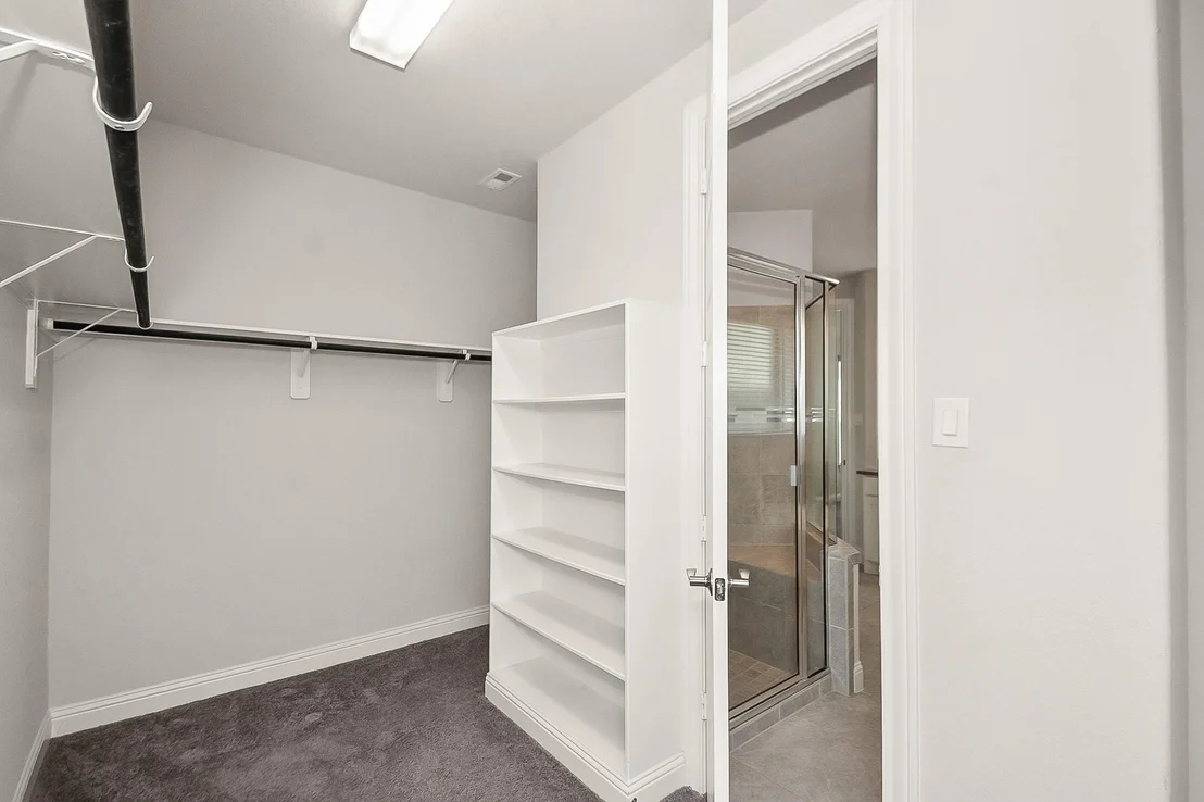 Photo of 35 N Wheatleigh Drive