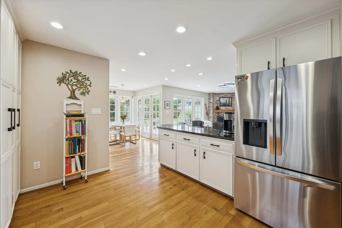 Photo of 14415 Carolcrest Drive