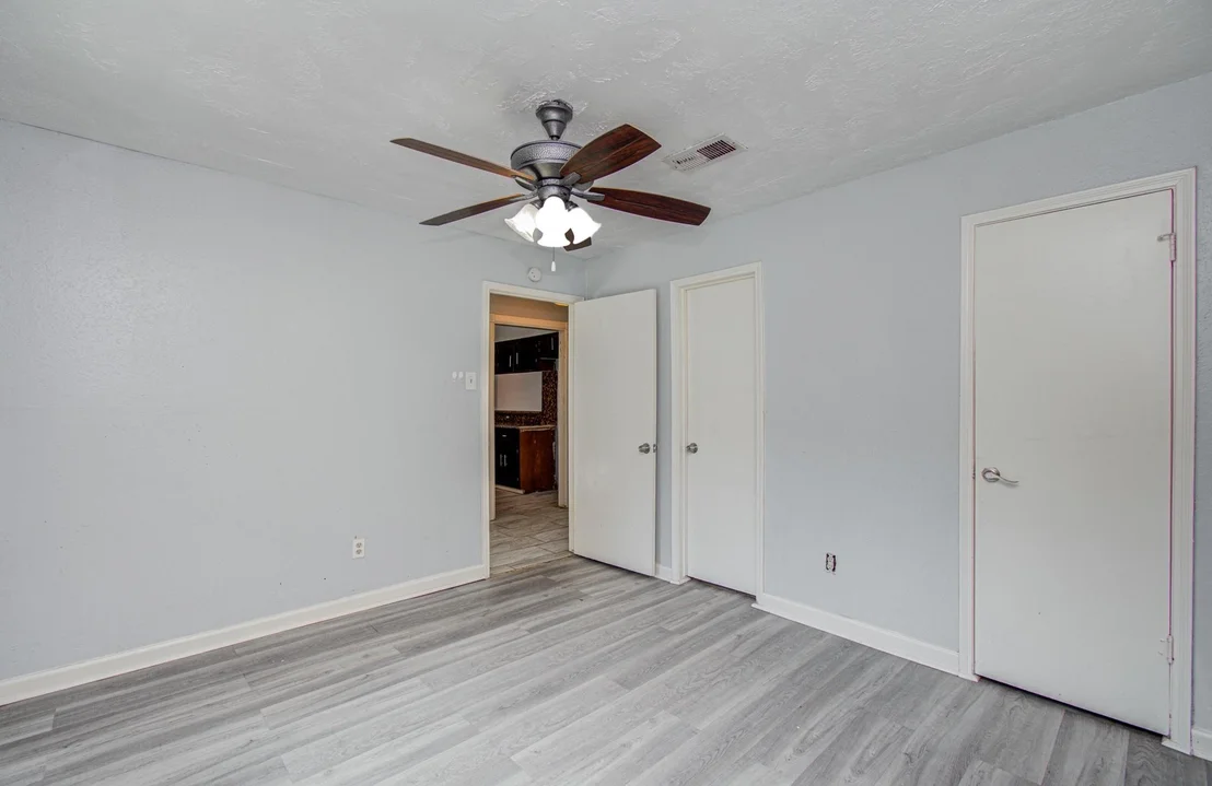 Photo of Unit C at 5710 Easthampton Drive