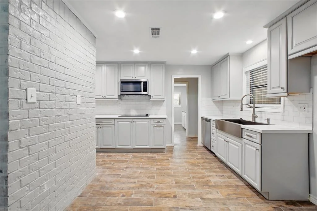 Photo of 290 Maple Lane